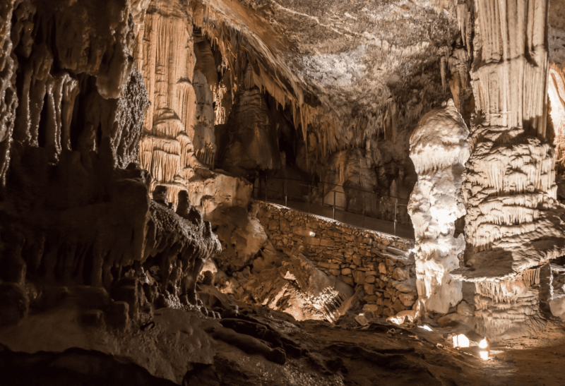Grotte di Postumia